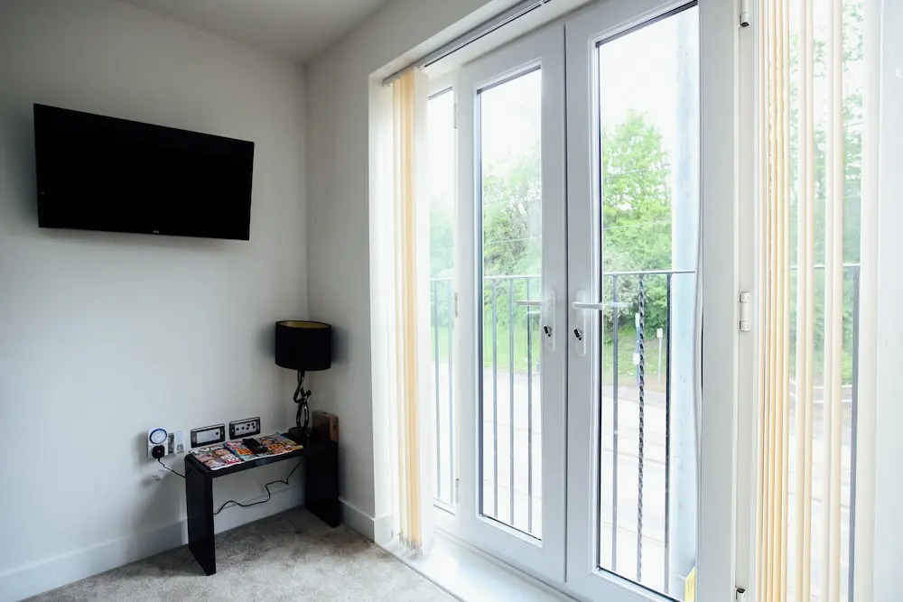 Cloud 89 Service Apartments