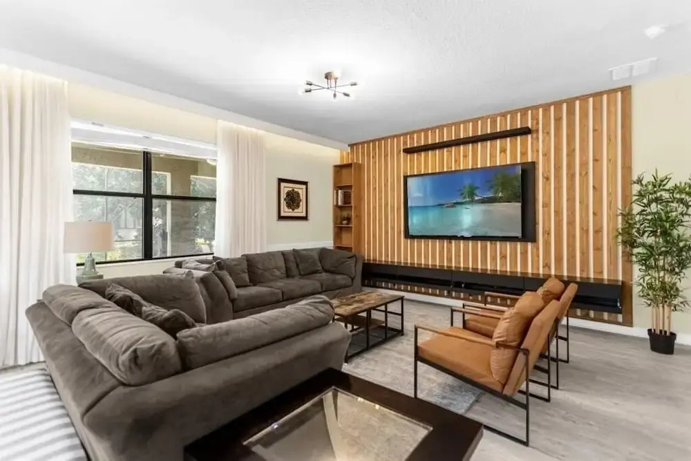 5 Bedrooms S / Champions Gate Home by RedAwning