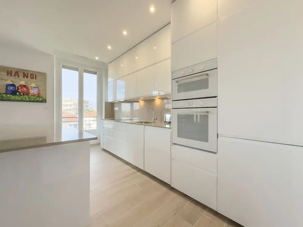 Le Duplex in Cannes With 4 Bedrooms and 3 Bathrooms
