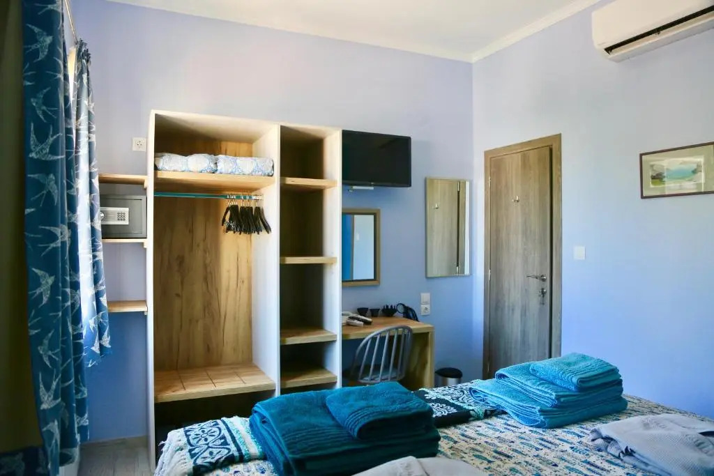 Casa Anthos Free Parking