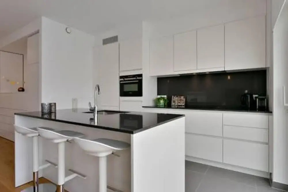 New Apartment Near the Beach With Stunning Seaview
