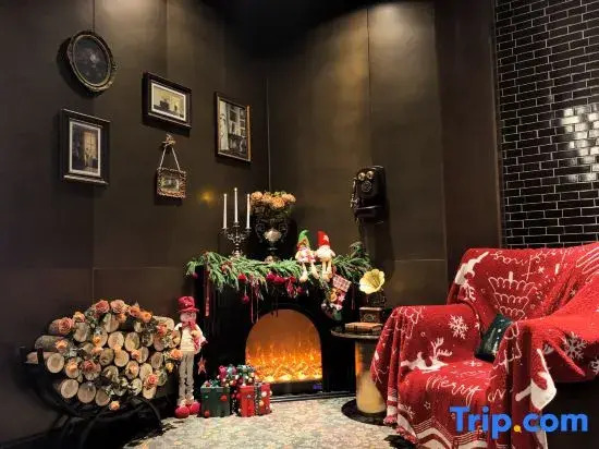 James Joyce Elite MIXC Mall East Coast Shantou Hotel