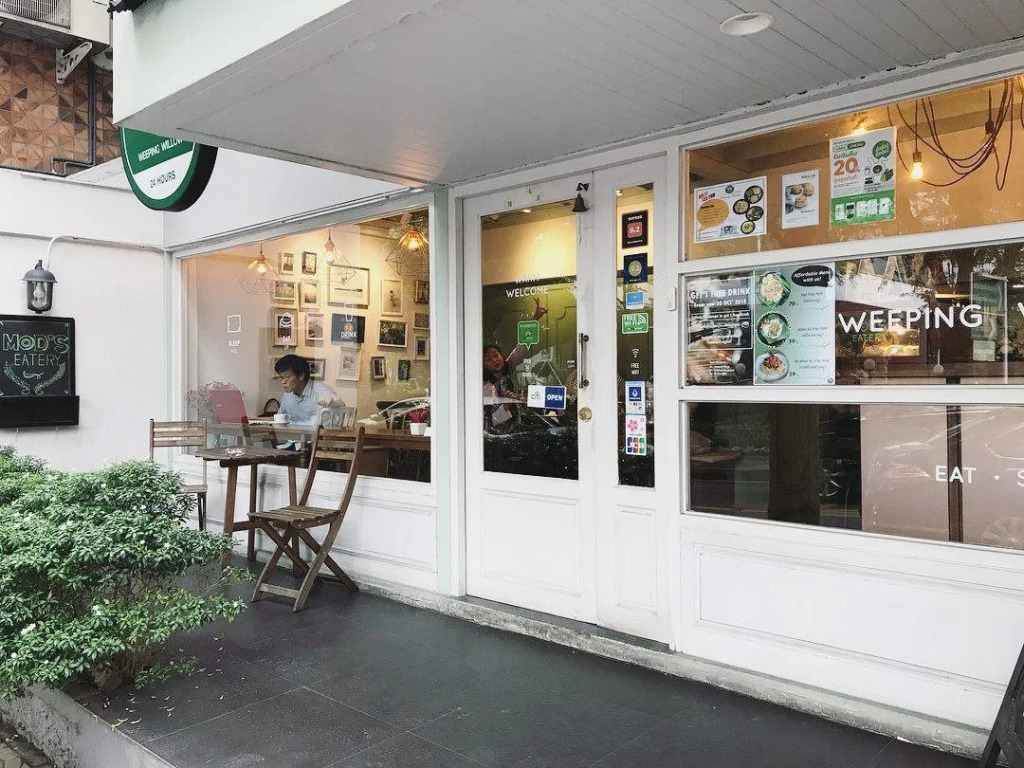Weeping Willow Sukhumvit 26 – Hostel