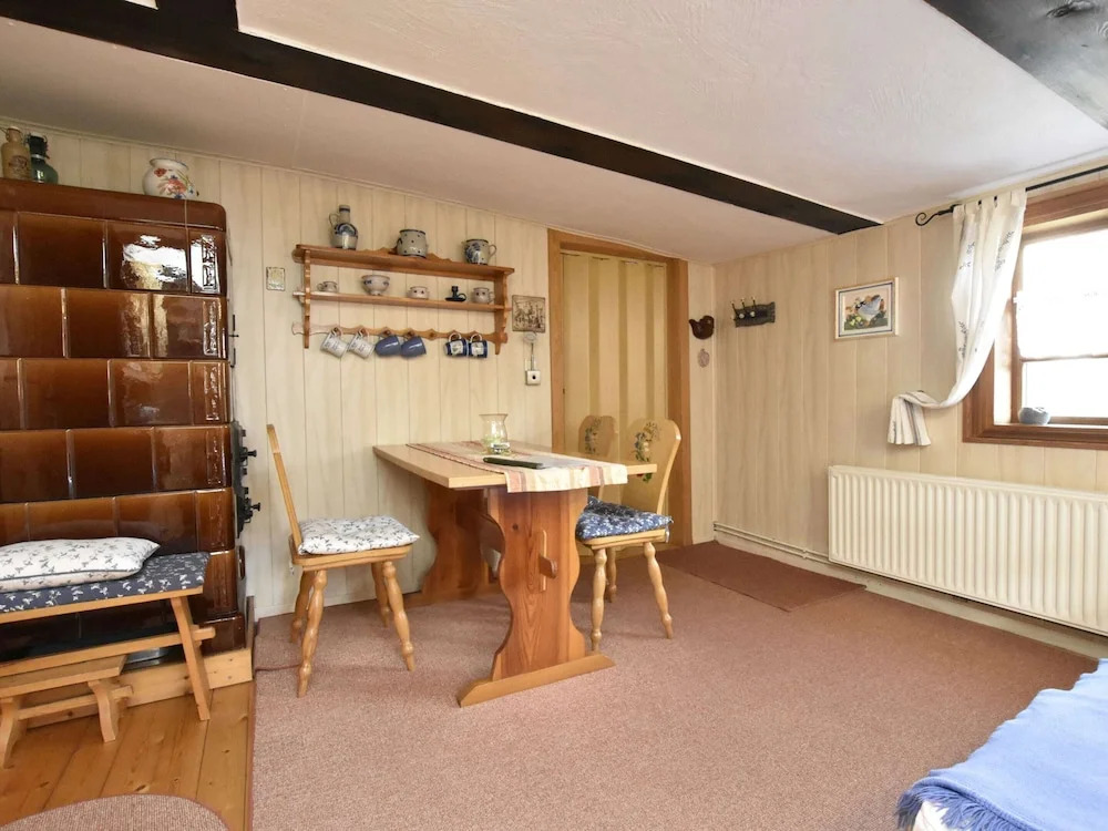 Sleep Under a Thatched Roof - Apartment in Ahlbeck near Haff
