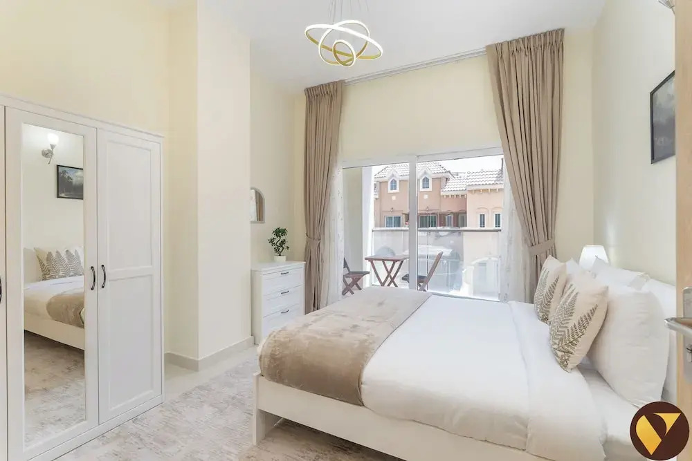 Spacious Pulse Smart Residence JVC