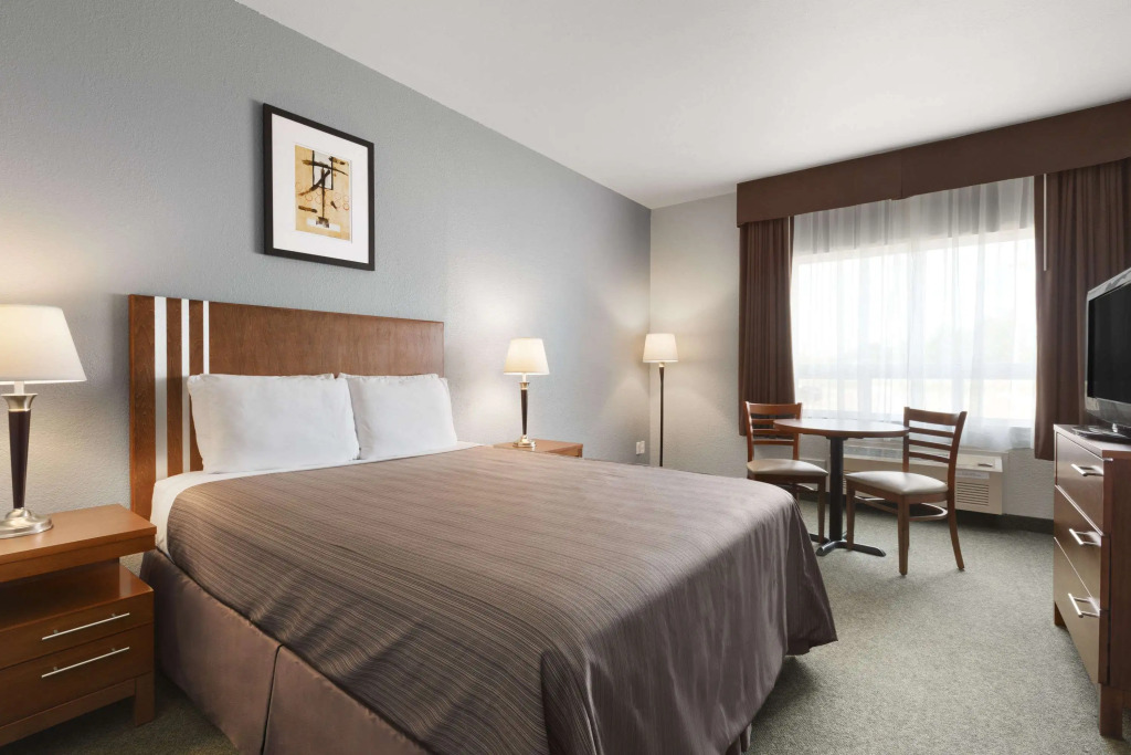 High Prairie Inn