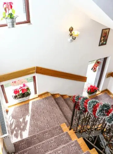 Casa cu flori
