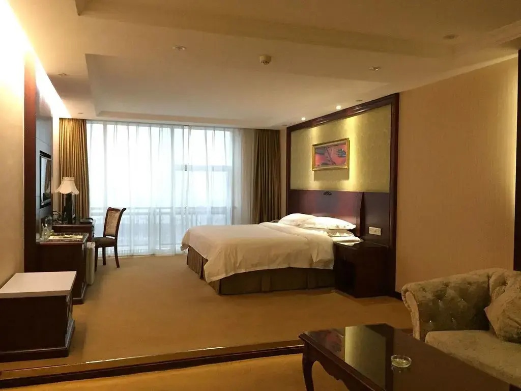Vienna International Hotel Changsha West Bus Station Branch