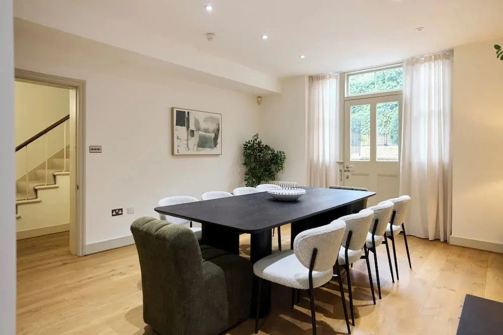 Kensington Five-Bedroom Townhouse