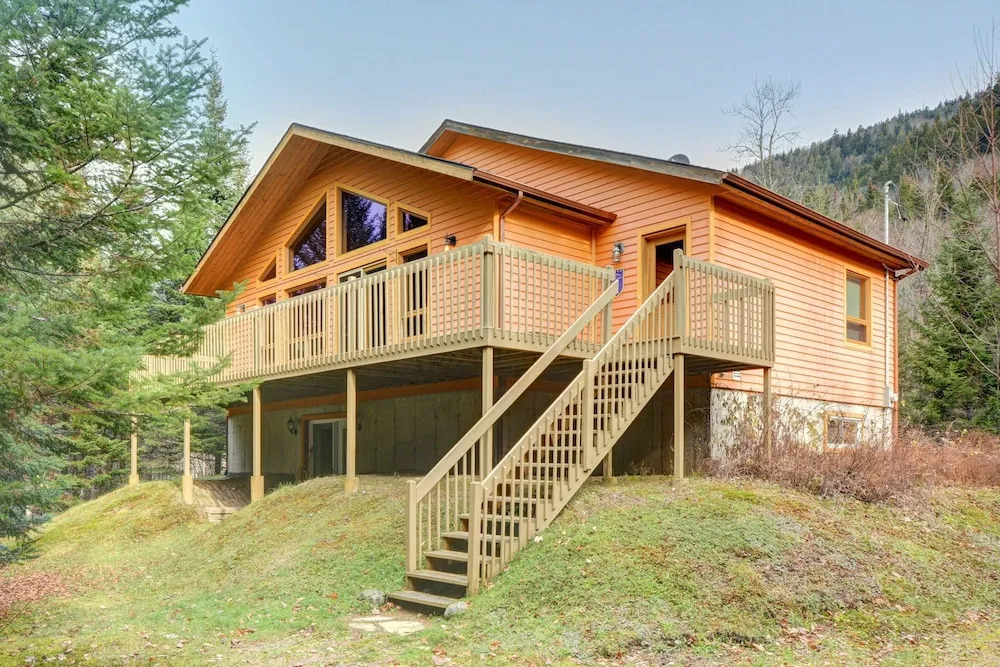 Chalet Squirrel