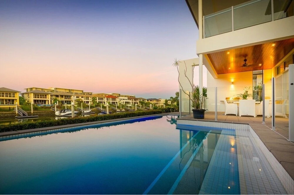 Holiday Home Vogue Living @ Hope Island Resort