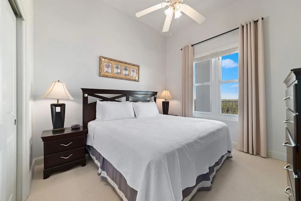 Wharf Resort 917