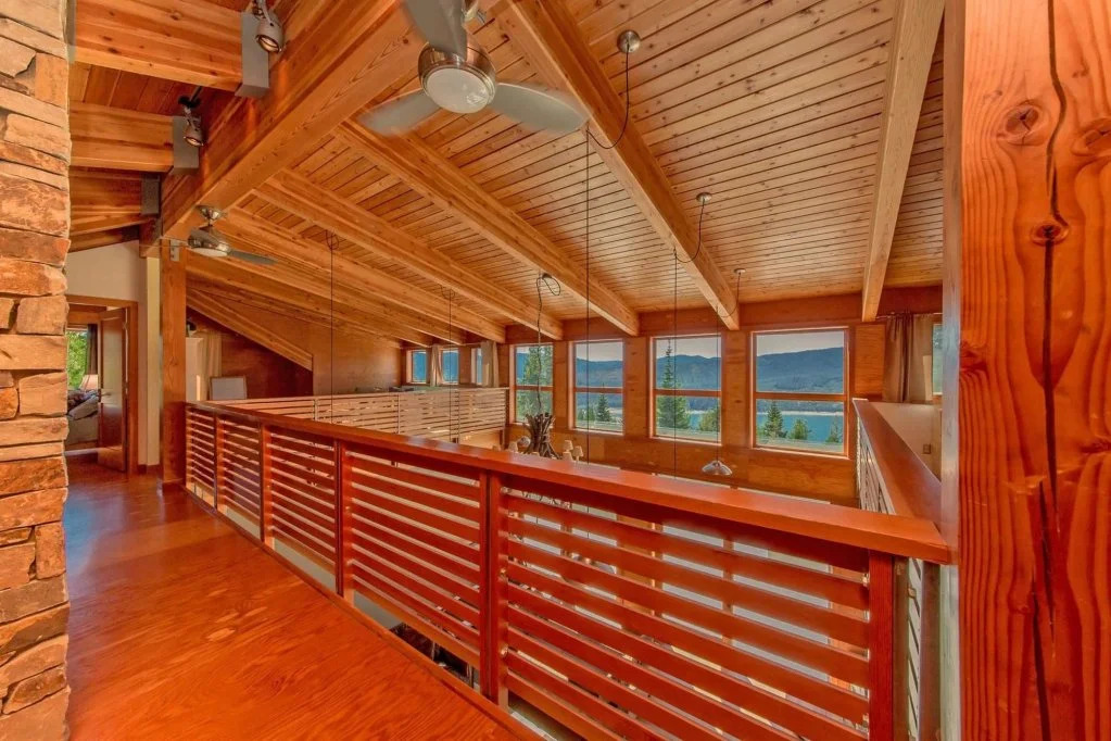 Lookout Lodge