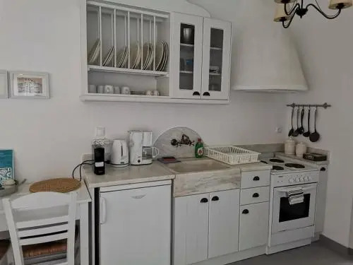 Elia Apartments