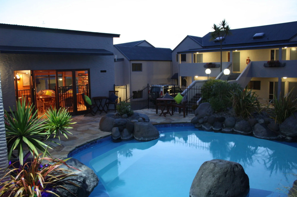 Baycrest Lodge