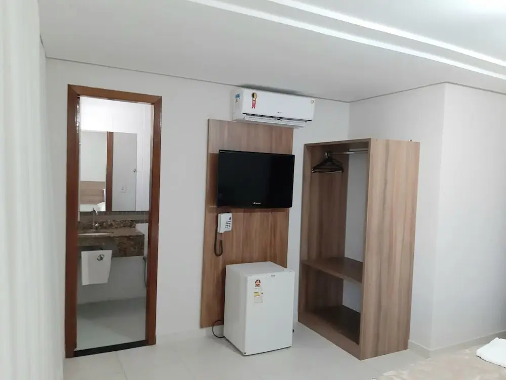 Hotel Cantinho Verde