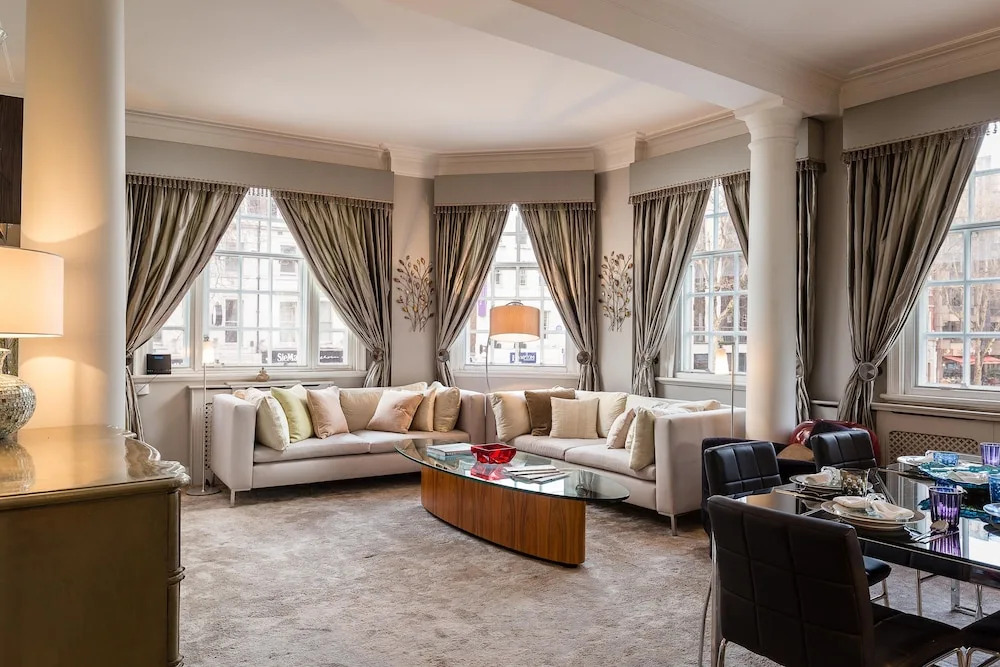 Air Condition Knightsbridge 2-bedroom Suite