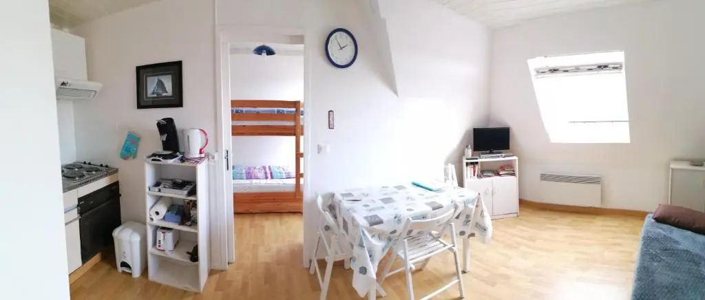 Bel appartement T2 150m plage et tous commerces