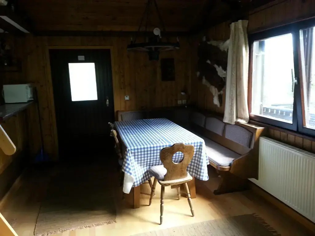Fichtenblockhütte