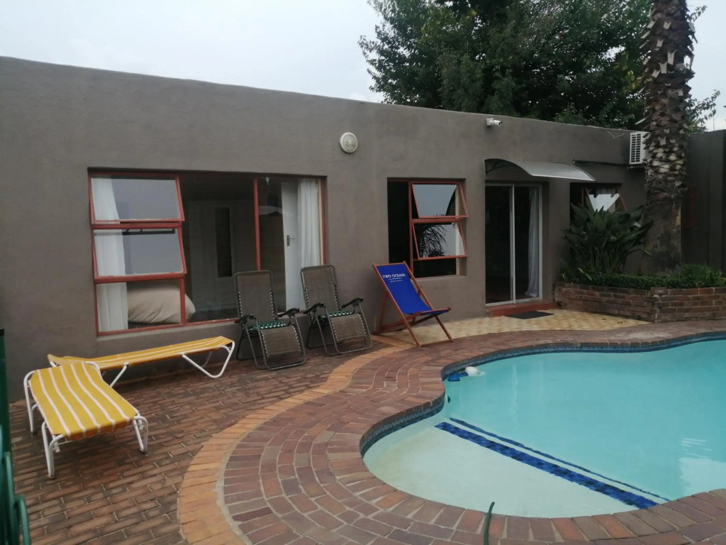 Naisars Apartments Primrose,Johannesburg