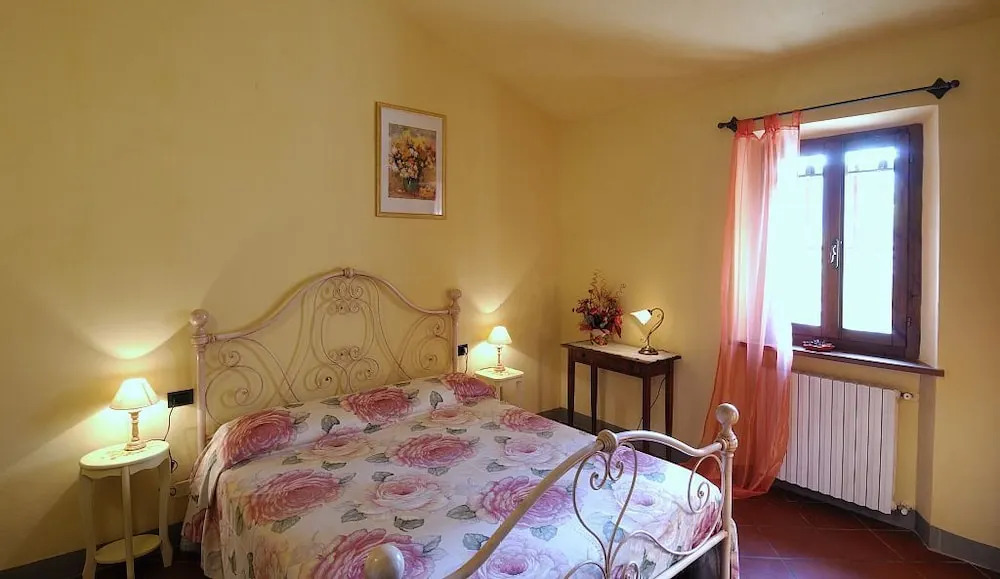 We Tuscany - Wine Tasting Country Cottage
