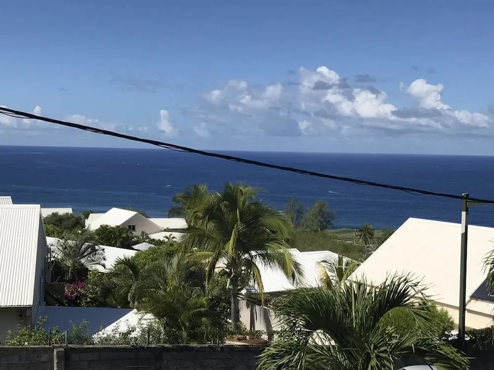 Apartment with 4 Bedrooms in Saint-Leu, with Wonderful Sea View And Wifi - 3 Km From the Beach