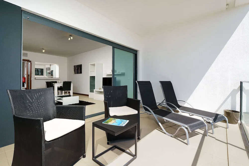 The Sunshine Apartment - Marina Village