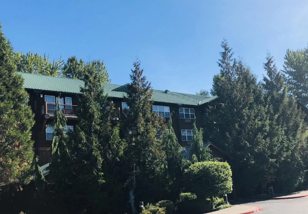 Heathman Lodge