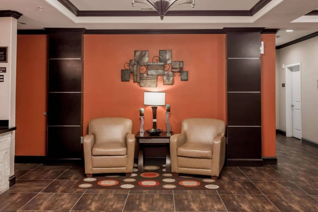 Atria Inn & Suites