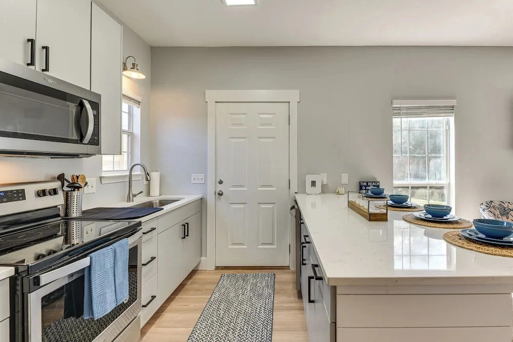 Walk to Beaches on 30a! Coastal Studio Stay