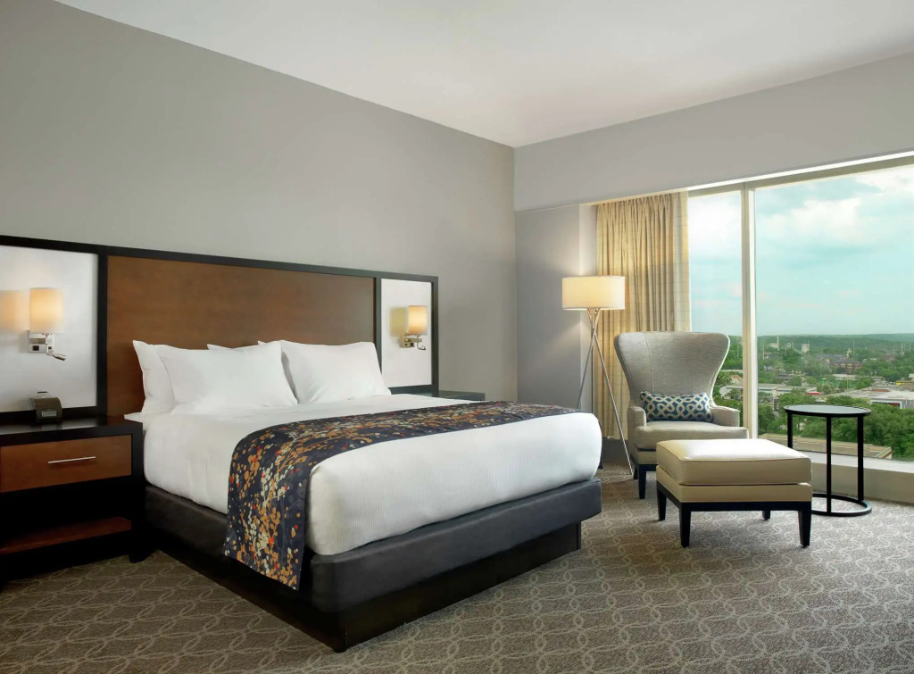 DoubleTree by Hilton Hotel Cedar Rapids Convention Complex