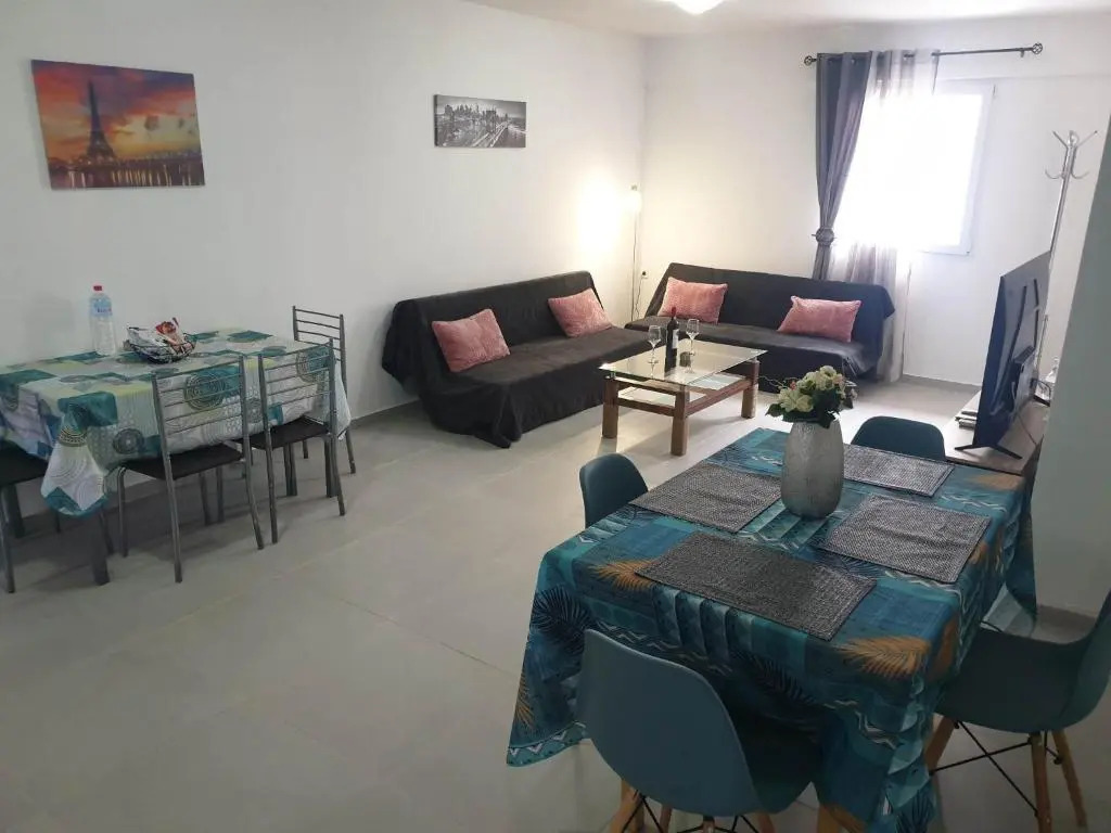 Nikolas Family Apartments