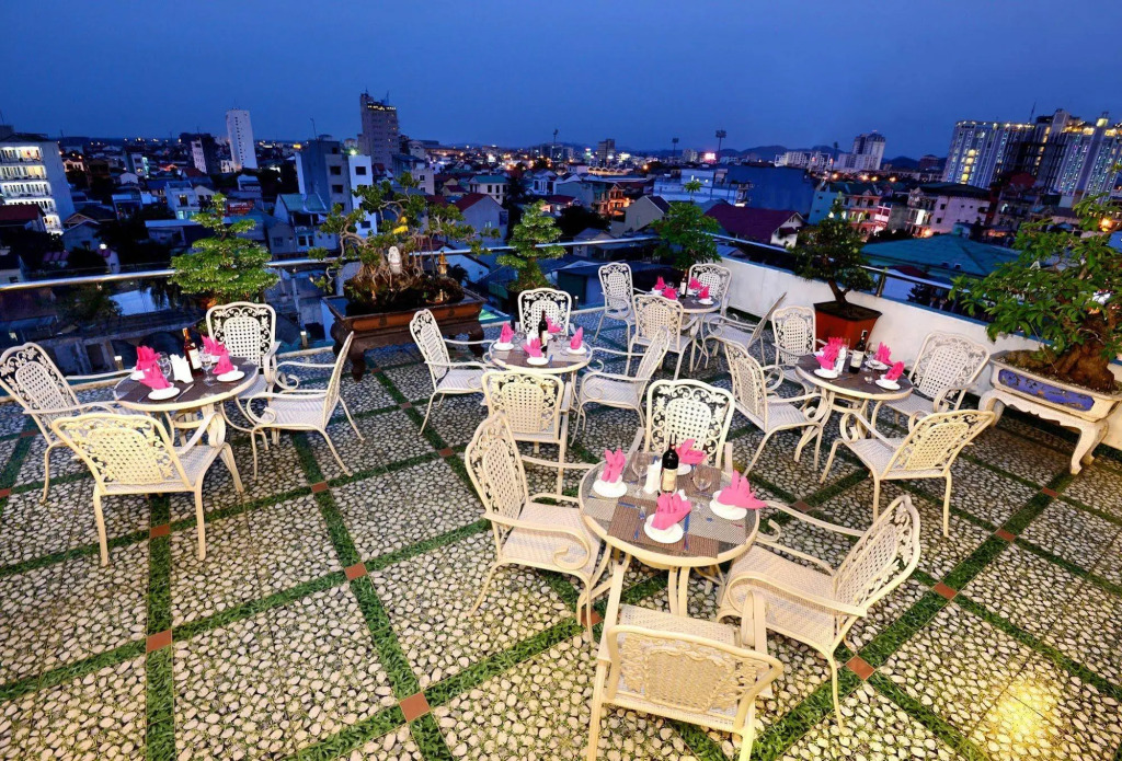 Thanh Lich Hue Hotel