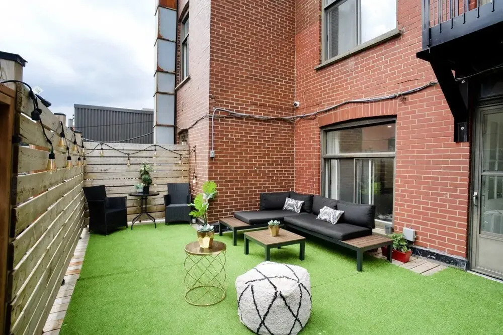 M11 Modern Comfy Studio w AC in Plateau Mile-end