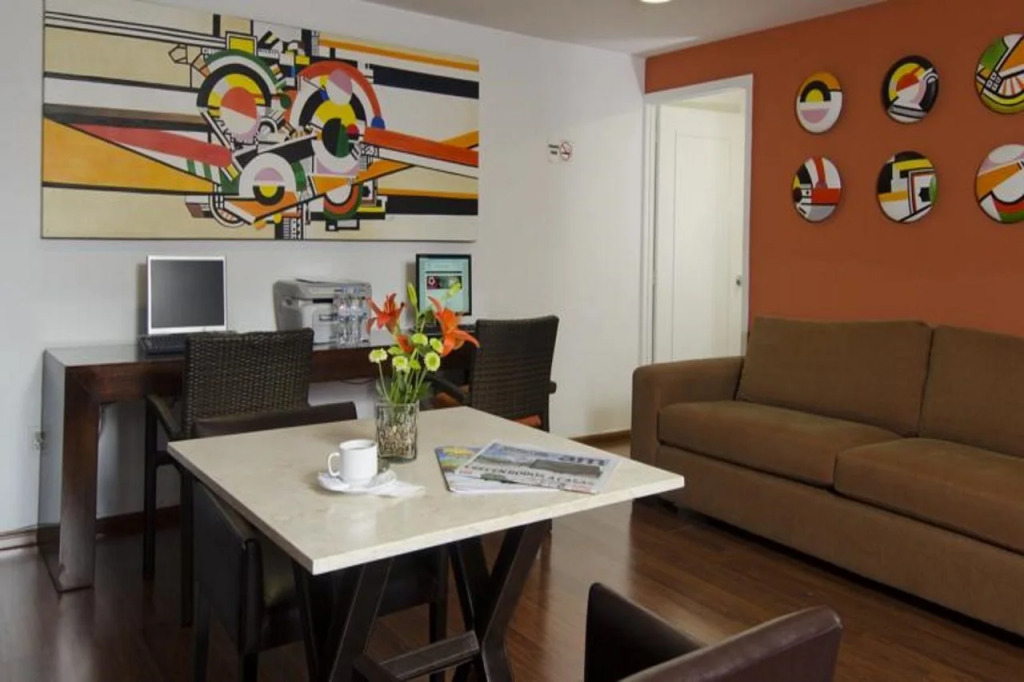 Hotel Suites México Plaza León Campestre