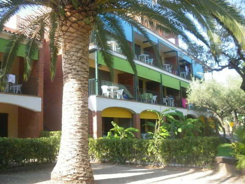 Camping Els Prats Village