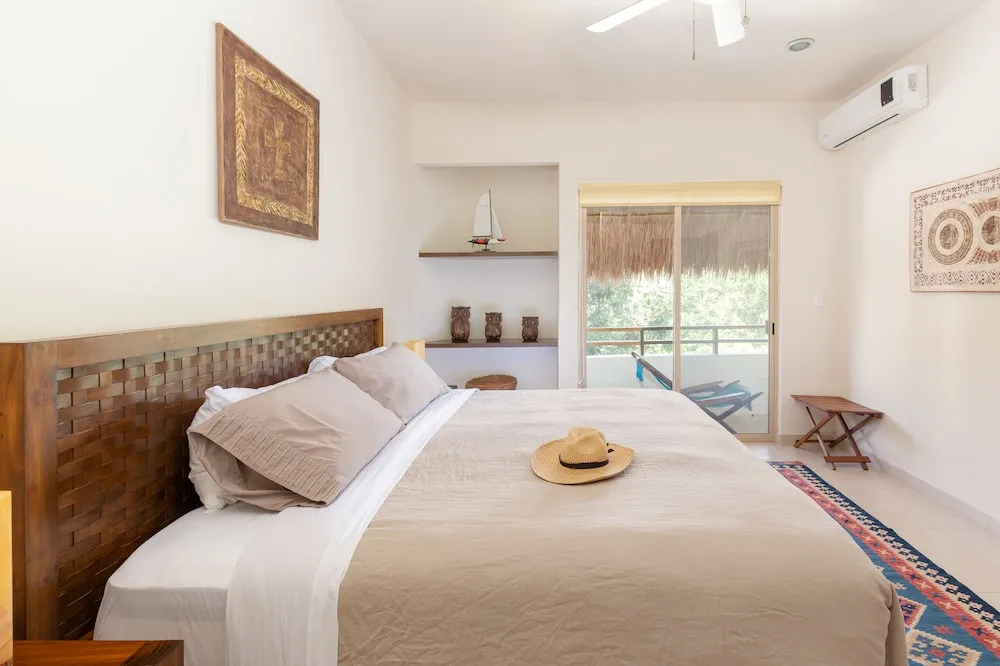 Secret Garden Oasis 3BR Penthouse