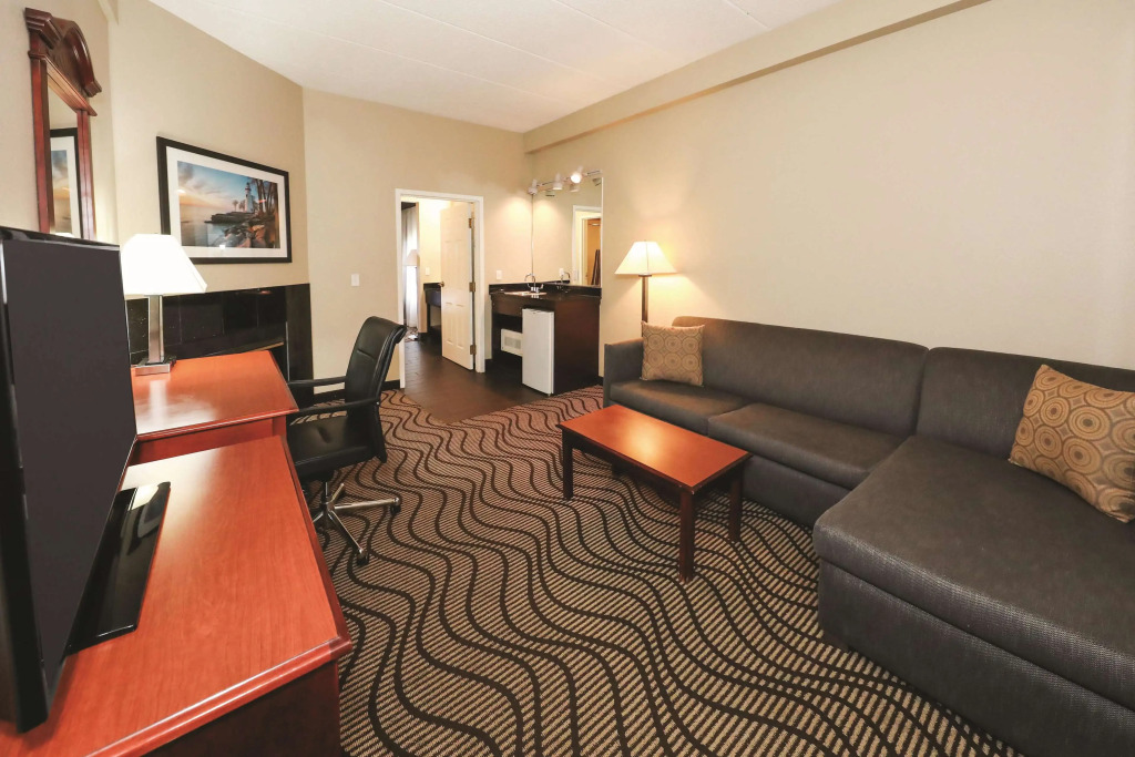 La Quinta Inn by Wyndham Sandusky near Cedar Point