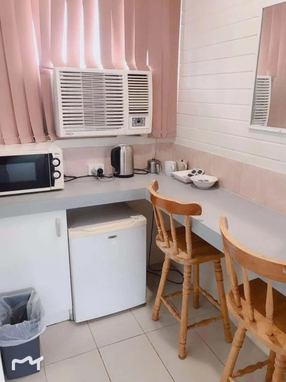 Bananatown Motel