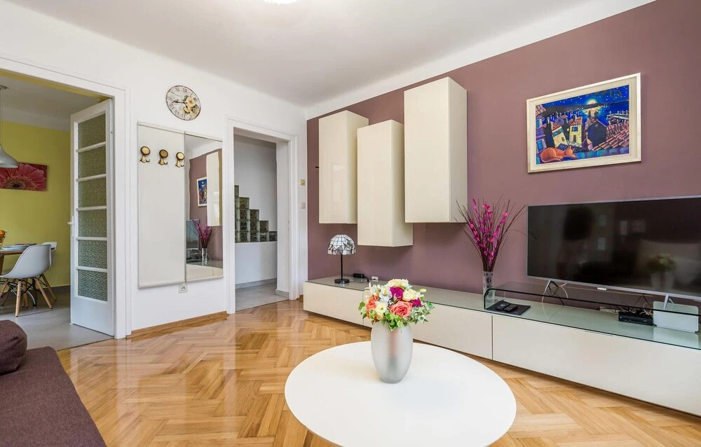 Stunning Apartment in Opatija With Wifi and 2 Bedrooms
