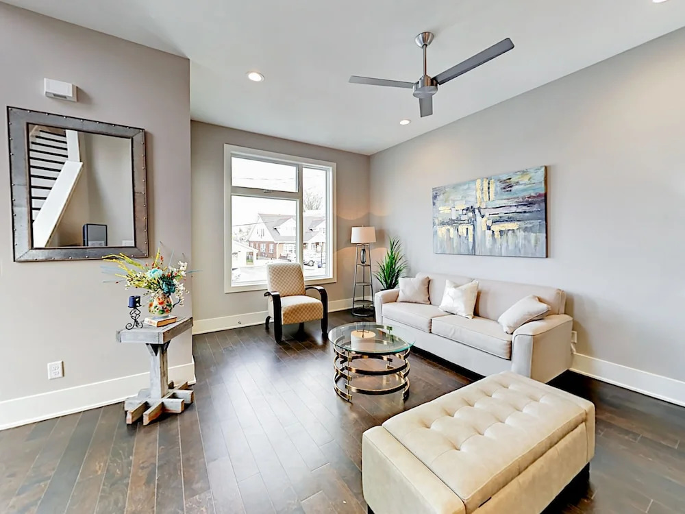 2003 Beech Ave Townhouse 3 Bedrooms 3.5 Bathrooms Townhouse