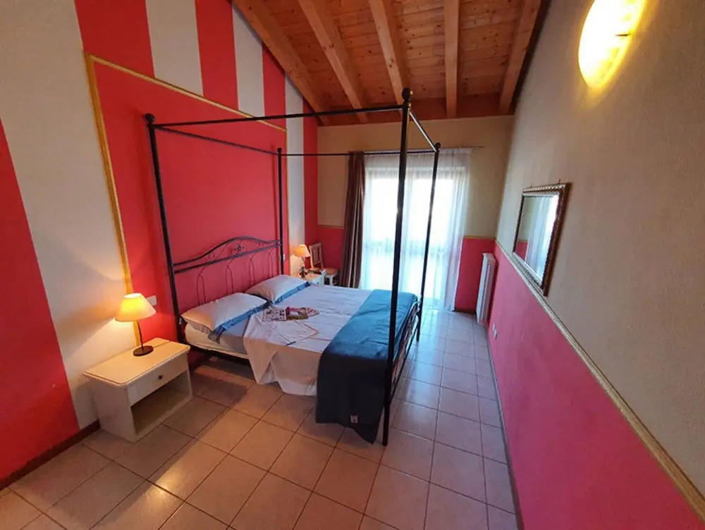 Peschiera 200m From Lake With Pool