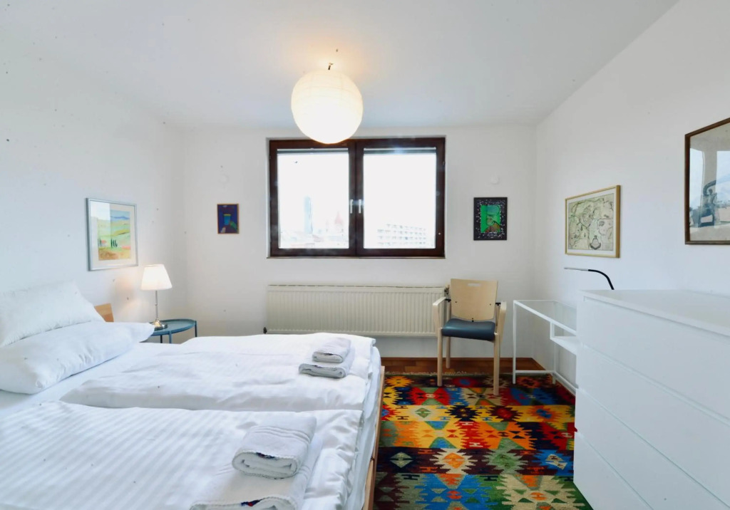 Charming Attic Apartment near Messe Wien and Center
