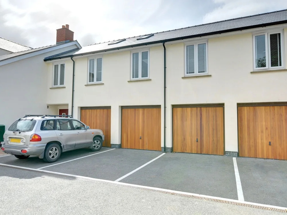 Spacious Apartment in Saundersfoot near Sea