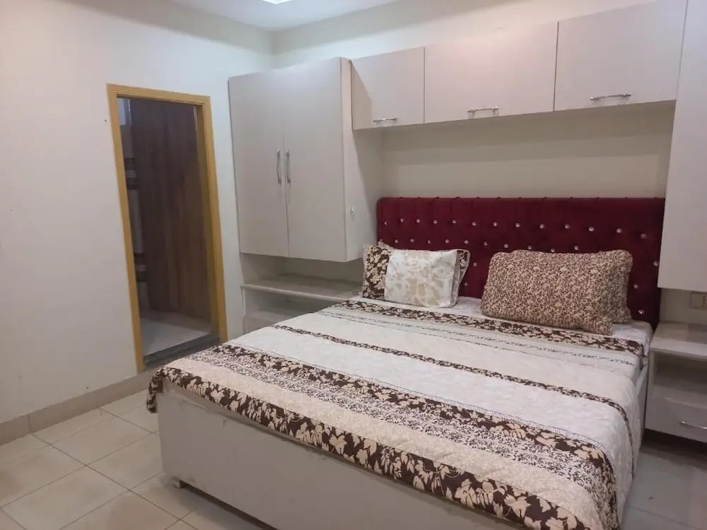 Hotel Executive One
