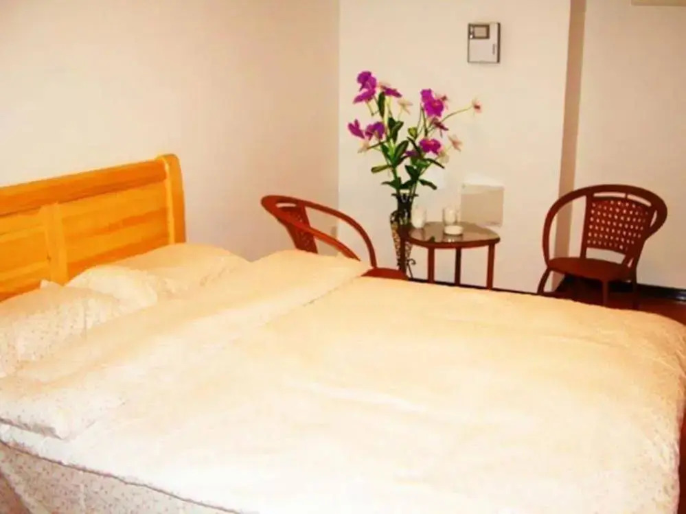 Neighbour Apartment