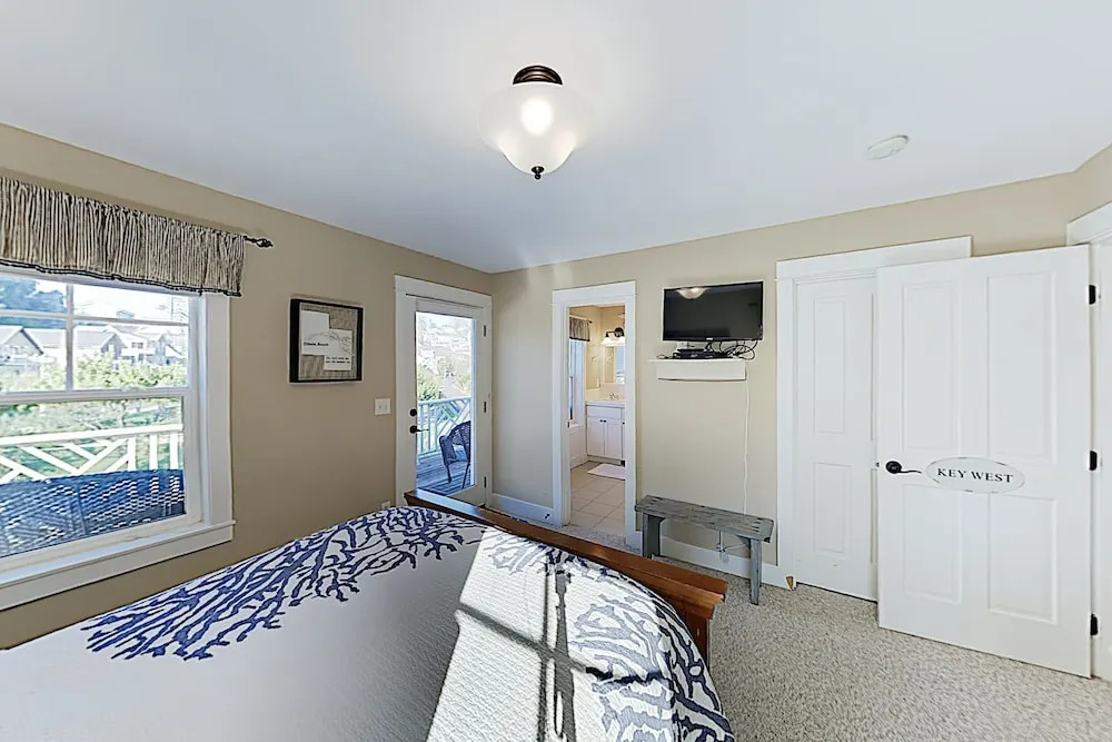 New Listing! Olivia Beach W/ Hot Tub 4 Bedroom Home