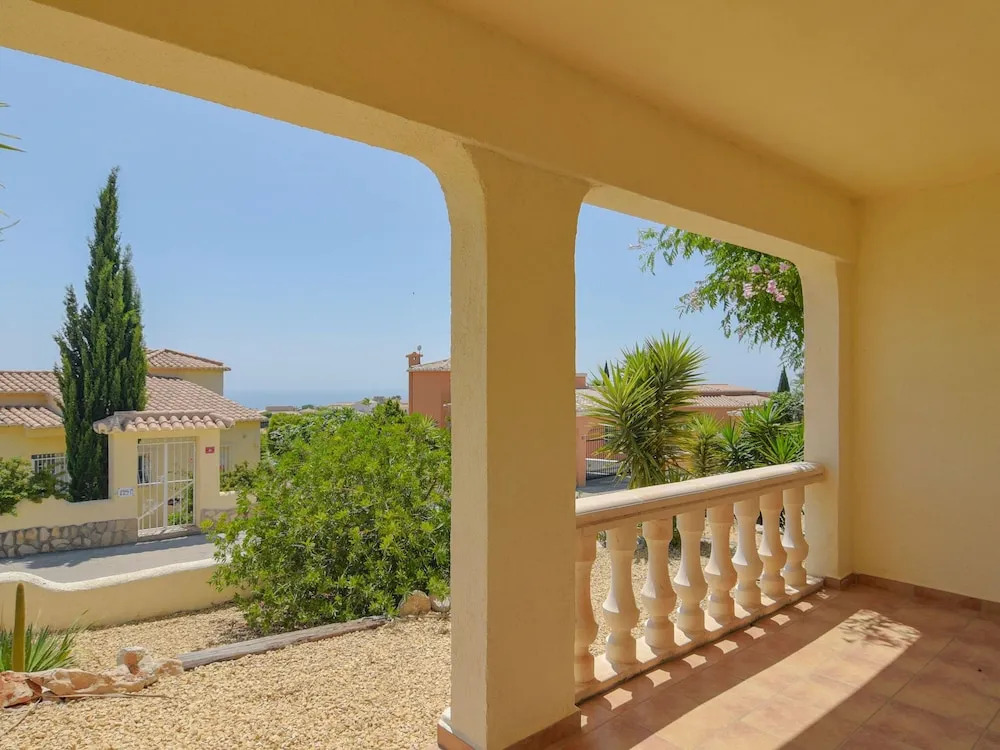 Beautiful Villa in Cumbre Del Sol Private Swimming Pool & 180 Degree sea View