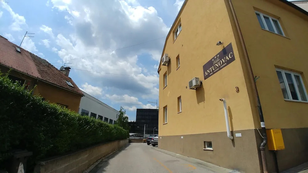 Villa Antunovac Zagreb