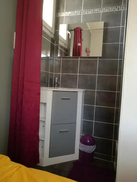Le Moussaillon - F2 a 20 M de la Plage (Adults Only)